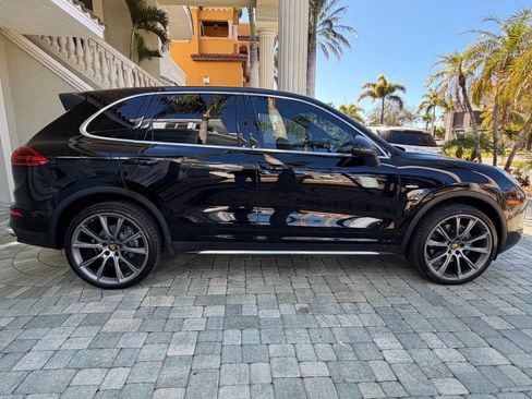 Used 2015 Porsche Cayenne Diesel image 40