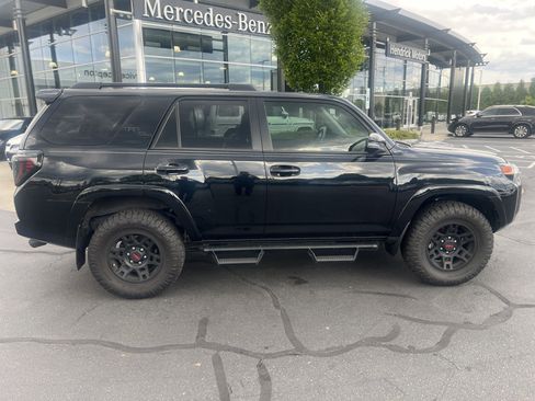 Used 2024 Toyota 4Runner TRD Off-Road Premium w/ Moonroof Package AWD/4WD image 13