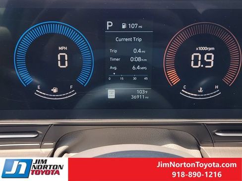 Used 2025 Hyundai Kona SEL AWD/4WD image 16
