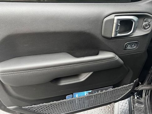 Certified 2023 Jeep Wrangler Unlimited Sahara w/ Cold Weather Group image 20