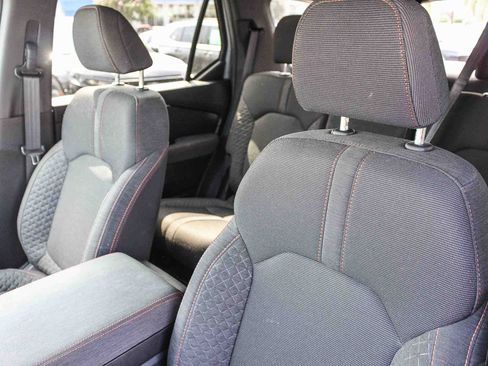 Used 2025 Honda Pilot Sport image 30