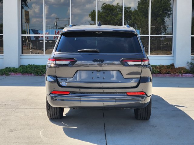 Certified 2026 Jeep Grand Cherokee L Limited AWD/4WD image 6