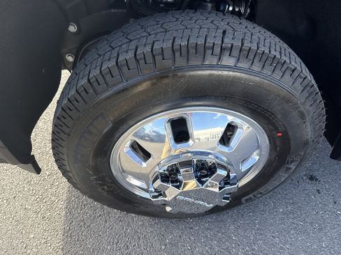 New 2026 GMC Sierra 3500 Denali Ultimate image 10