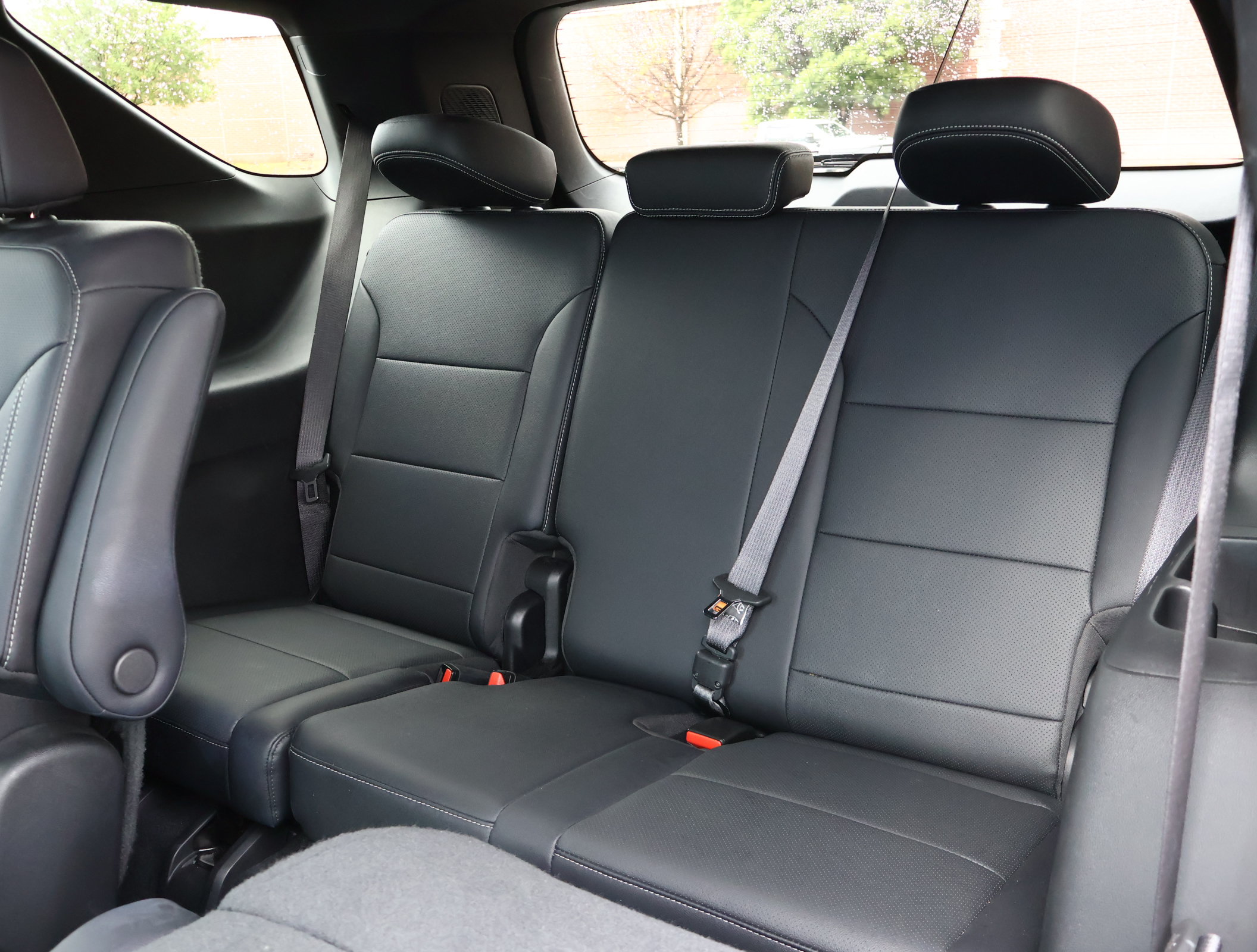 Used 2025 Chevrolet Traverse LT AWD/4WD image 23