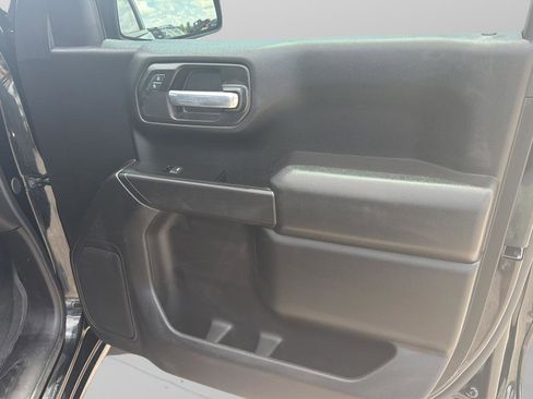 Used 2025 Chevrolet Silverado 1500 Custom AWD/4WD image 9