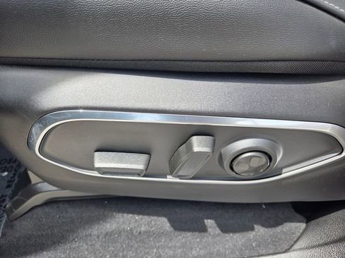 New 2026 Jeep Grand Wagoneer 2WD image 4
