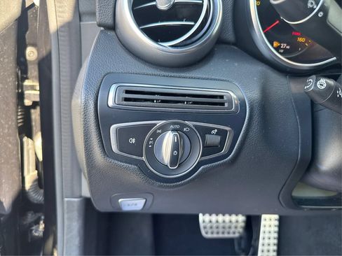 Used 2019 Mercedes-Benz C 300 4MATIC Coupe image 21