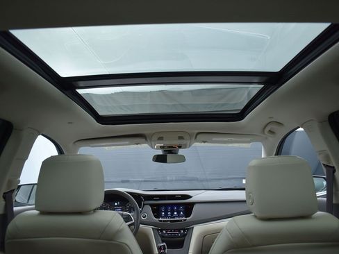 Certified 2023 Cadillac XT5 Premium Luxury image 27