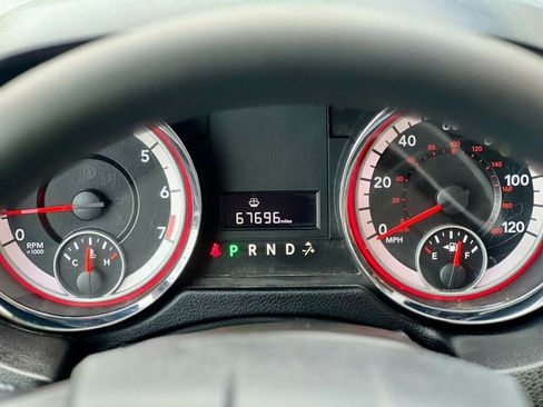 Used 2011 Dodge Grand Caravan Express FWD image 21