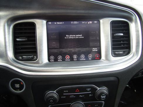 Used 2017 Dodge Charger R/T image 25