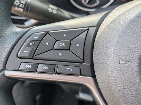 New 2025 Nissan Sentra SV image 18