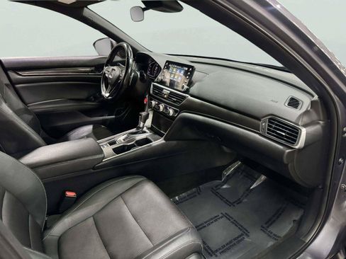 Used 2019 Honda Accord Sport image 40