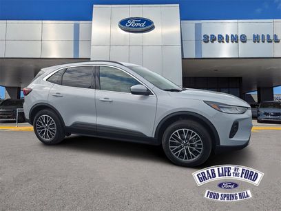 New 2026 Ford Escape SE w/ Class II Trailer Tow Package