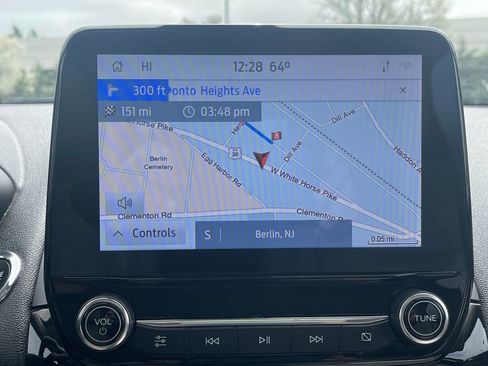 Used 2020 Ford EcoSport Titanium image 25