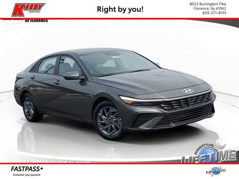 Certified 2024 Hyundai Elantra SEL FWD image 1