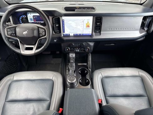 Used 2023 Ford Bronco Outer Banks AWD/4WD image 17