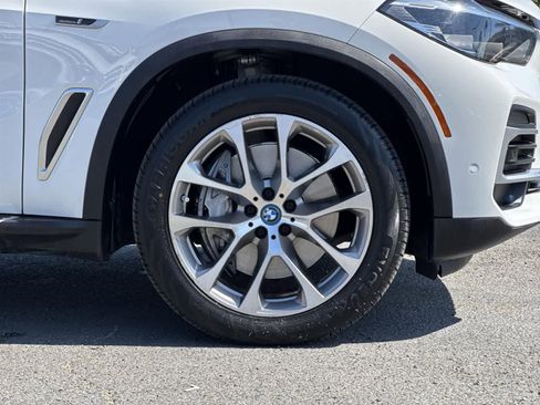 Used 2023 BMW X5 xDrive45e image 42