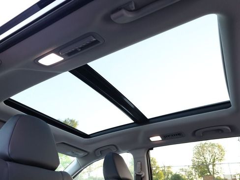 New 2026 Subaru Ascent Limited AWD/4WD image 12