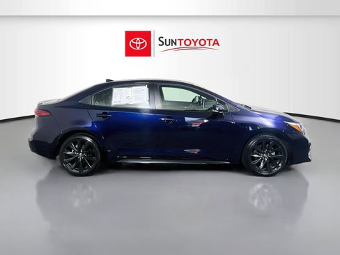 Used 2024 Toyota Corolla XSE FWD image 2
