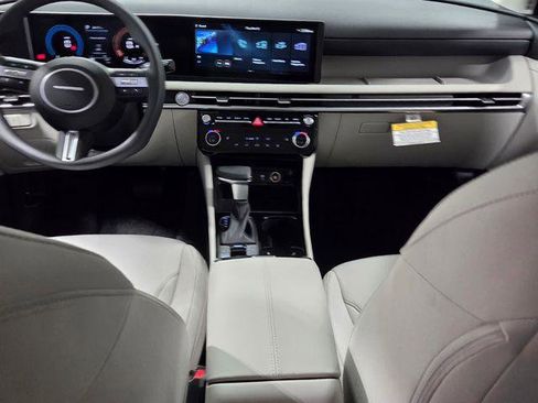 New 2026 Hyundai Tucson SEL image 8