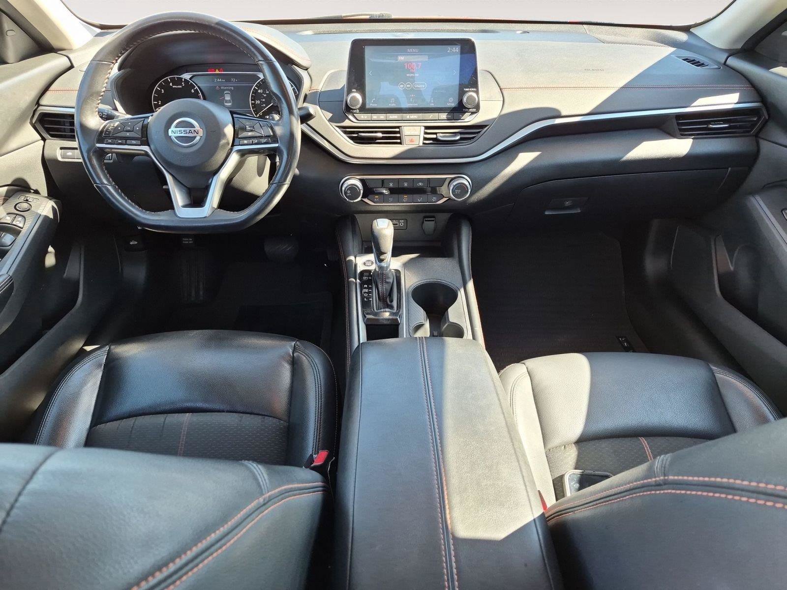 Used 2021 Nissan Altima 2.5 SR FWD image 12