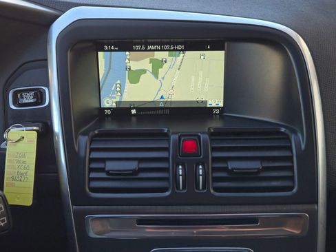 Used 2016 Volvo XC60 T5 Premier image 25