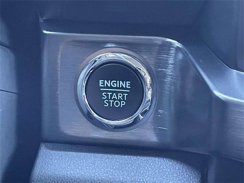 New 2025 Ford F250 Lariat w/ Lariat Ultimate Package image 15