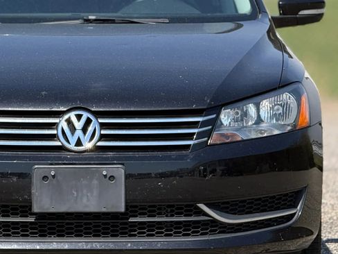 Used 2014 Volkswagen Passat 1.8T SE image 12