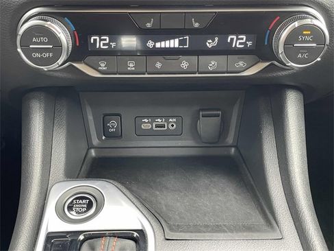 Used 2024 Nissan Sentra SR image 14