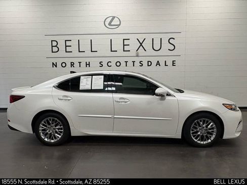 Used 2017 Lexus ES 350 w/ Navigation System Package FWD image 3