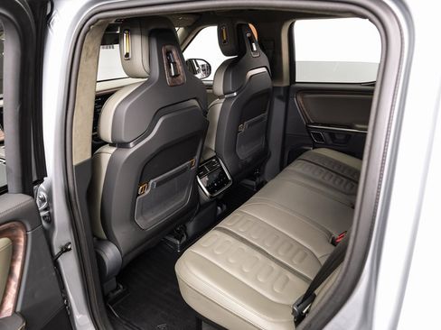 Used 2022 Rivian R1T Launch Edition image 44