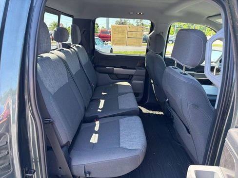 Certified 2021 Ford F150 XLT w/ Equipment Group 302A High image 20