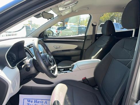 Used 2022 Hyundai Tucson SEL image 19