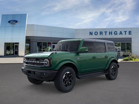 New 2025 Ford Bronco Outer Banks image 2