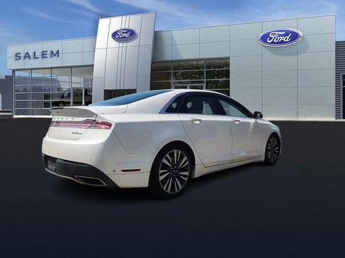 Used 2019 Lincoln MKZ Reserve AWD/4WD image 4