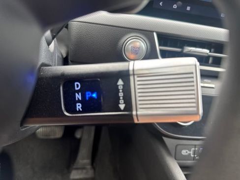 Used 2025 Hyundai Sonata SEL FWD image 23