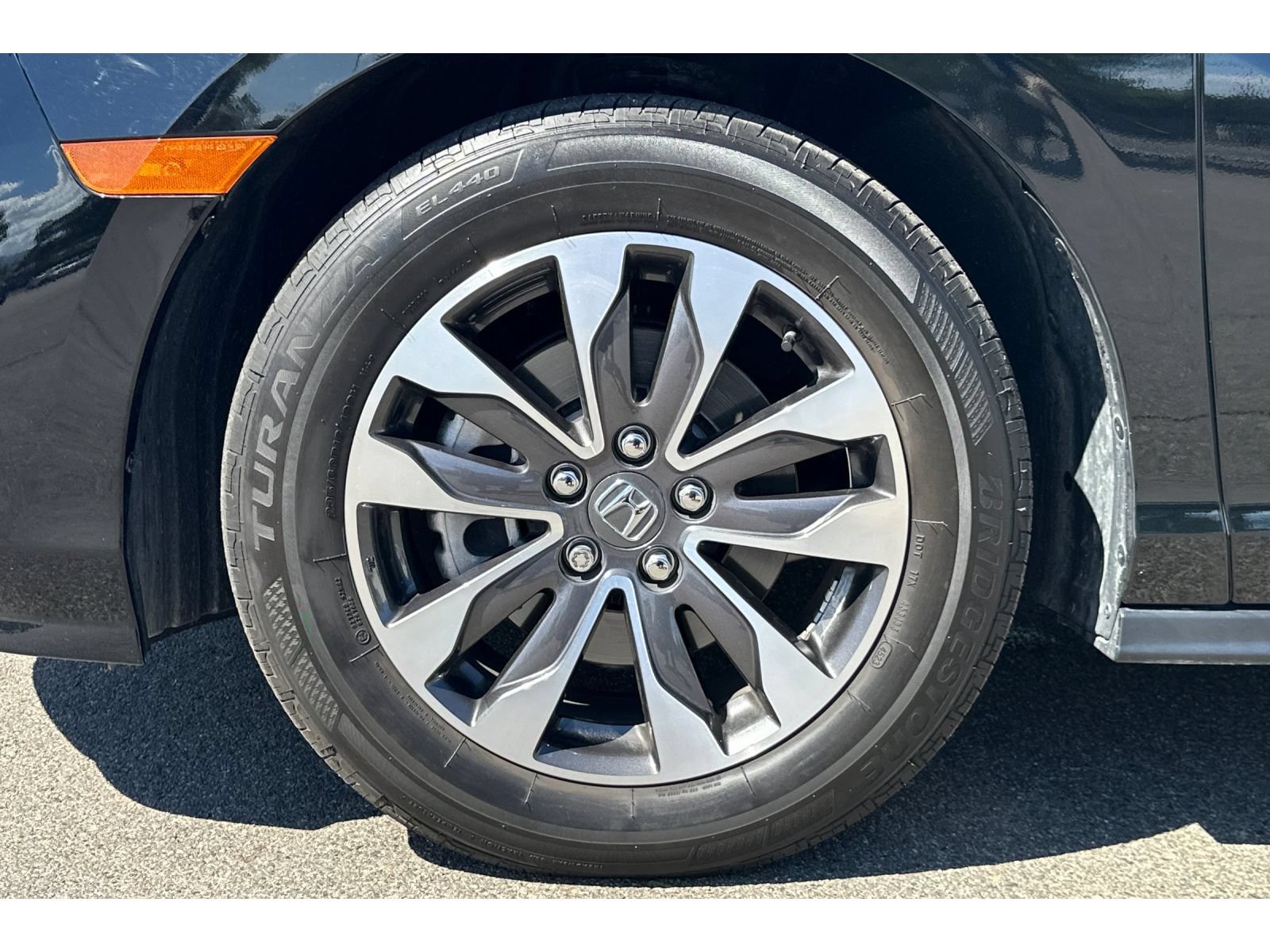Used 2024 Honda Odyssey Elite image 46