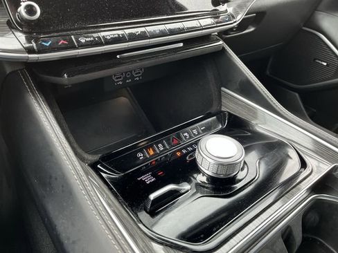 Used 2022 Jeep Wagoneer Series II image 23