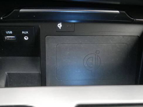 Used 2019 Genesis G80 3.3T Sport image 21