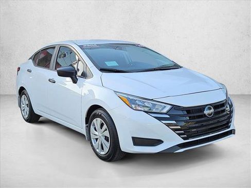 Certified 2025 Nissan Versa S w/ Trunk Package image 3