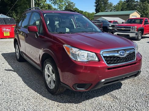 Used 2016 Subaru Forester 2.5i Premium w/ All-Weather Package AWD/4WD image 9