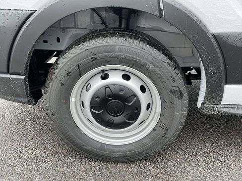 New 2026 Ford Transit 250 148 Medium Roof w/ Load Area Protection Package image 5