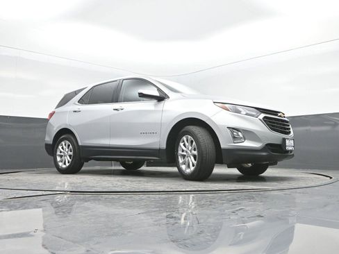 Used 2018 Chevrolet Equinox LT image 35