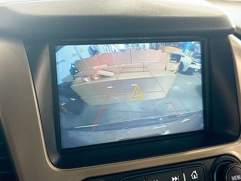 Used 2019 GMC Yukon XL Denali image 15