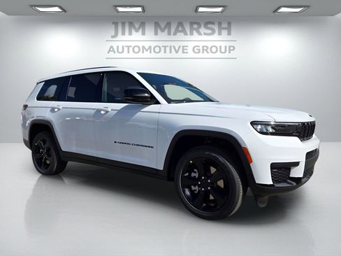 New 2025 Jeep Grand Cherokee L Altitude image 1