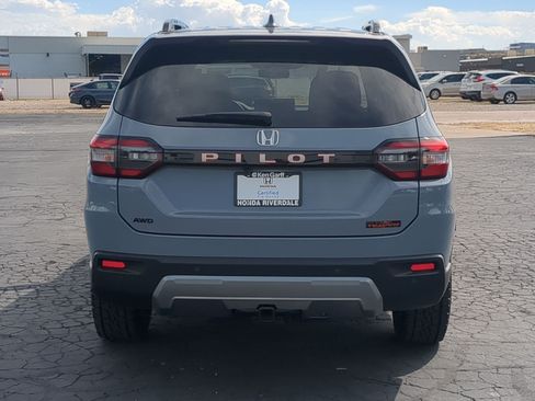 Used 2026 Honda Pilot TrailSport image 7