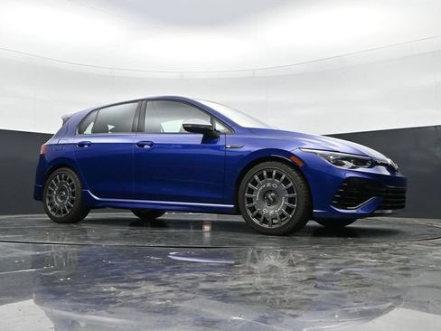 Used 2024 Volkswagen Golf R AWD/4WD image 36