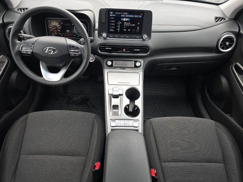 Used 2022 Hyundai Kona SEL image 12