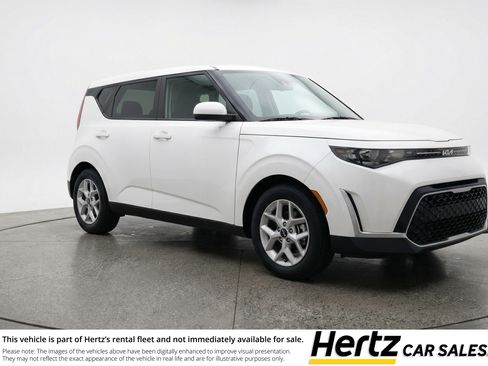 Used 2025 Kia Soul LX w/ LX Technology Package FWD image 1