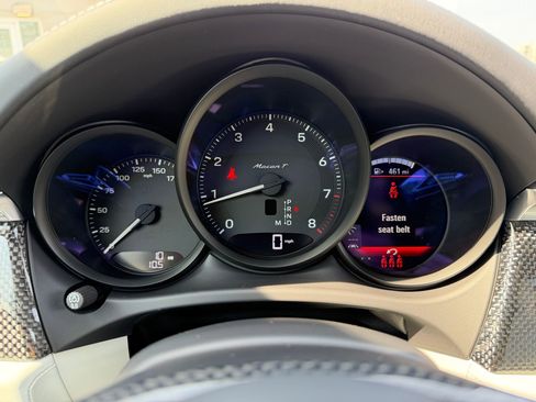 New 2026 Porsche Macan Turbo image 30